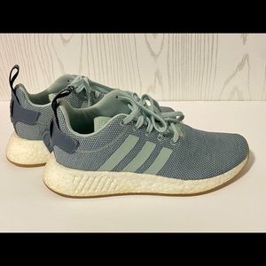 Women’s Adidas Originals NMD_R2